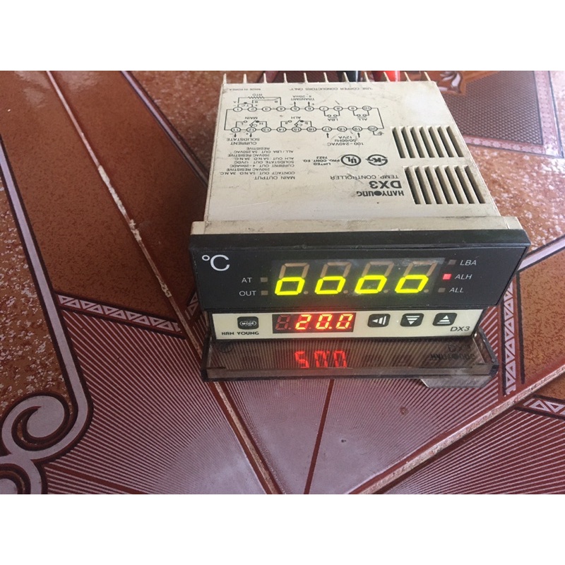 Bộ điều khiển nhiệt độ kỹ thuật số Hanyoung DX3 made in Korea