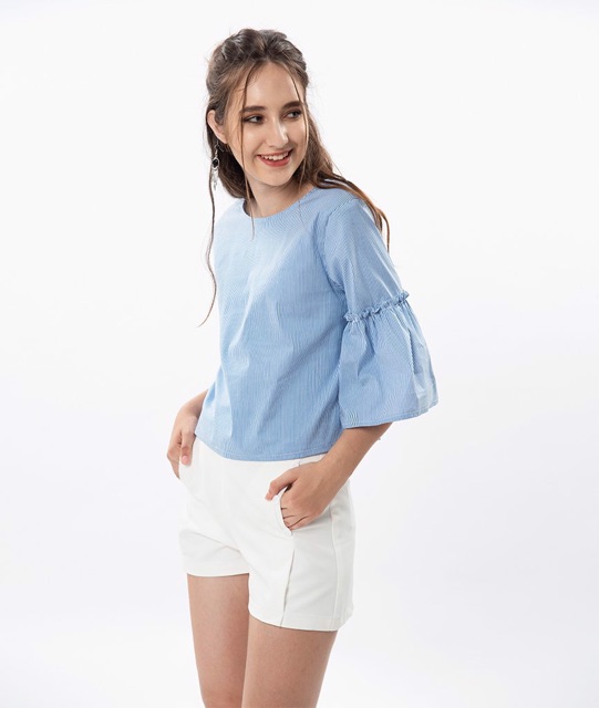 Áo kiểu tuytsi tay loe Hnoss