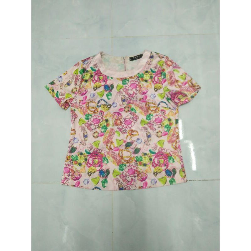M07. Áo kiểu chất vải size S. Hàng thùng
