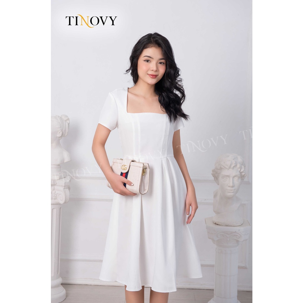 Đầm Xếp Ly Cổ Vuông TINOVY D22610