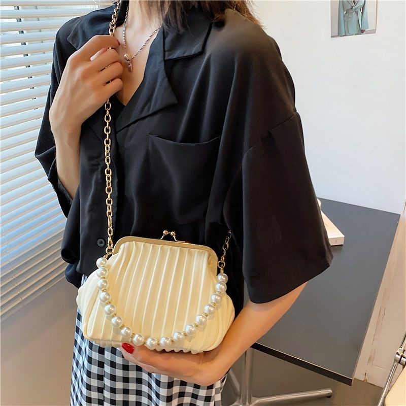 Túi Đeo Chéo Xếp Ly Đính Ngọc Trai Thời Trang Dành Cho Nữ