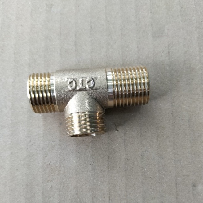 Tê ren ngoài ĐN21mm