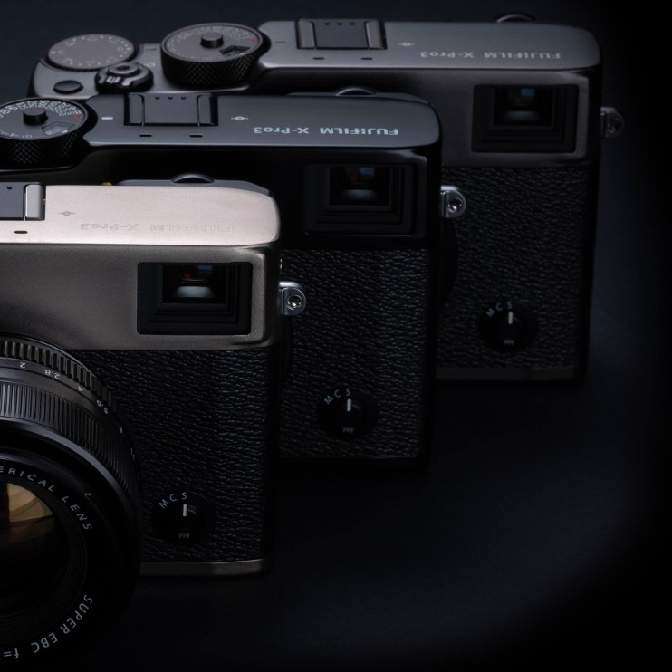 Máy ảnh Fujifilm X-Pro3 Dura  Body - Chính hãng