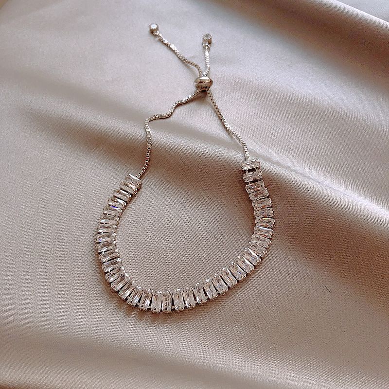 Vòng tay nữ Titan - Lắc tay nữ titan đá pha lê lấp lánh Bling Bracelet sang trọng Vườn Trang Sức