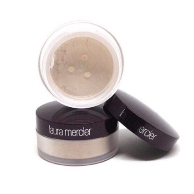 Phấn phủ không màu Laura Mercier translucent ( minisize - unbox )