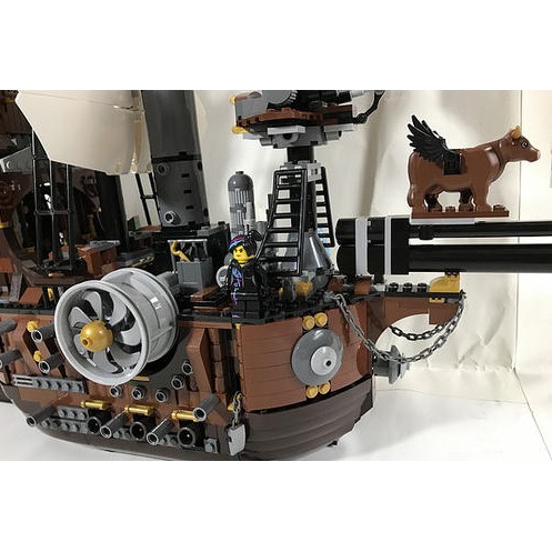 LEGO 70810 MOVIE - Thuyền cướp biển của ngài Râu Sắt