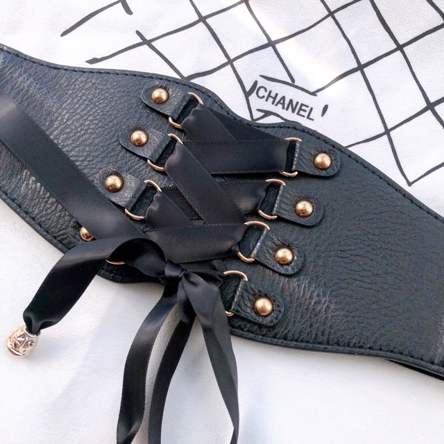 Đai váy bản lớn,phối đầm | BigBuy360 - bigbuy360.vn