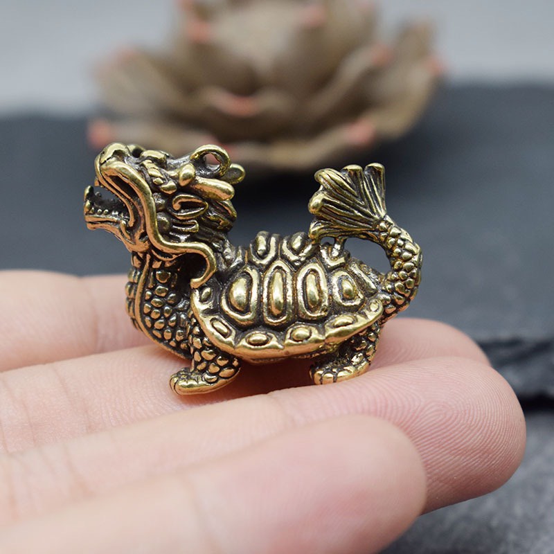 Tượng Nhỏ Phong Thủy Bằng Đồng Kiểu Dáng Rùa Đầu Rồng, Đem Lại Sự May Mắn Tài Lộc, Trưng Bày