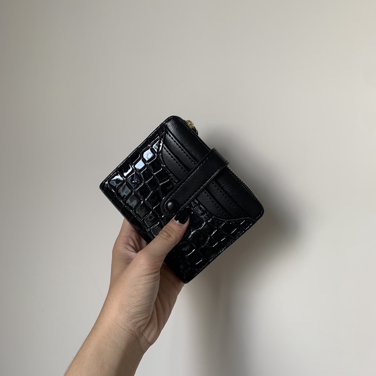 Ví da nữ thời trang màu đen nhỏ gọn, cardholder tiện lợi đựng nhiều thẻ Onyourshoulder