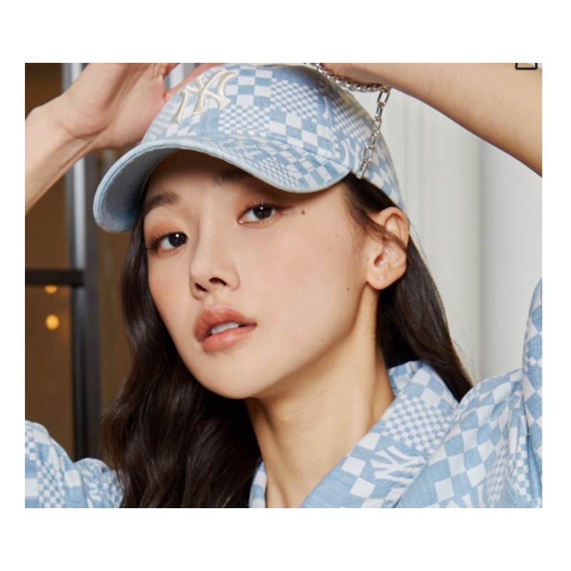 Mũ MLB denim checkerboard xanh nhạt