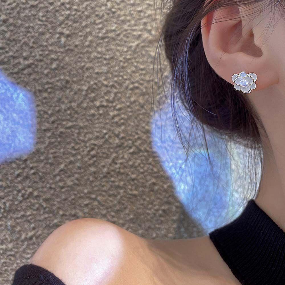 Bông Tai Hình Hoa Đơn Giản Ngọt Ngào Cho Nữ