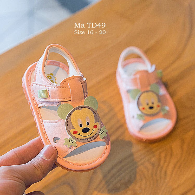 Dép tập đi cho bé 0 - 18 tháng da mềm đế chống trơn có còi chíp chíp TD49