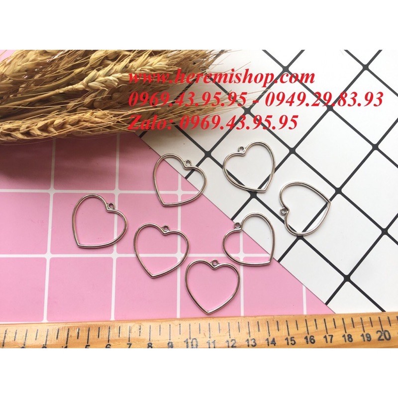 Mặt tim làm vòng cổ, khuyên tai