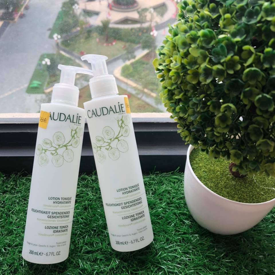 Toner Caudalie giúp dưỡng ẩm và phục hồi làn da