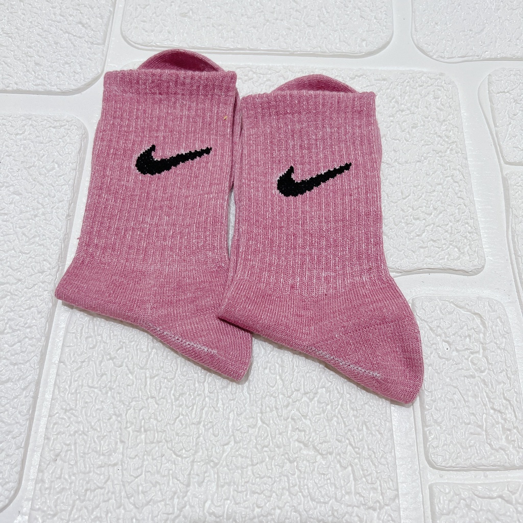 Tất Cổ Cao Nike Sắc Màu phong cách