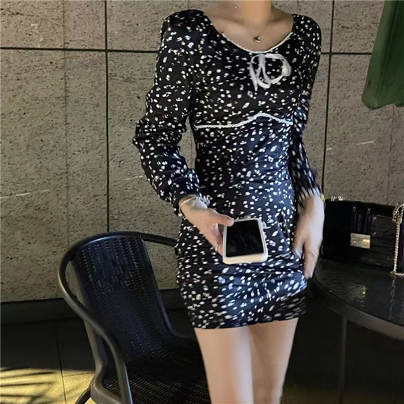 Đầm ngắn dáng ôm in hoa kiểu retro Hàn Quốc thời trang mùa thu mới cho nữ