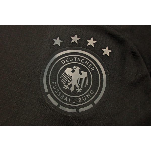 Bộ áo bóng đá Đức đen Super bodyfix Thailand Vòng Loại World Cup - Euro 2021 Giống chính hãng 100%