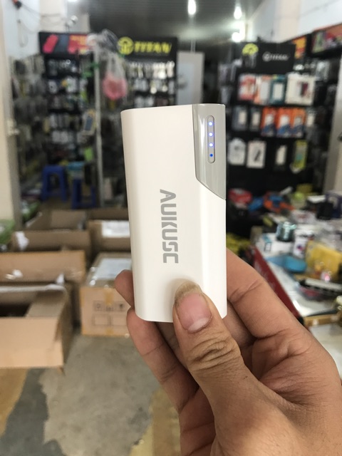 Sạc dự phòng aukus 5600mAh chính hãng