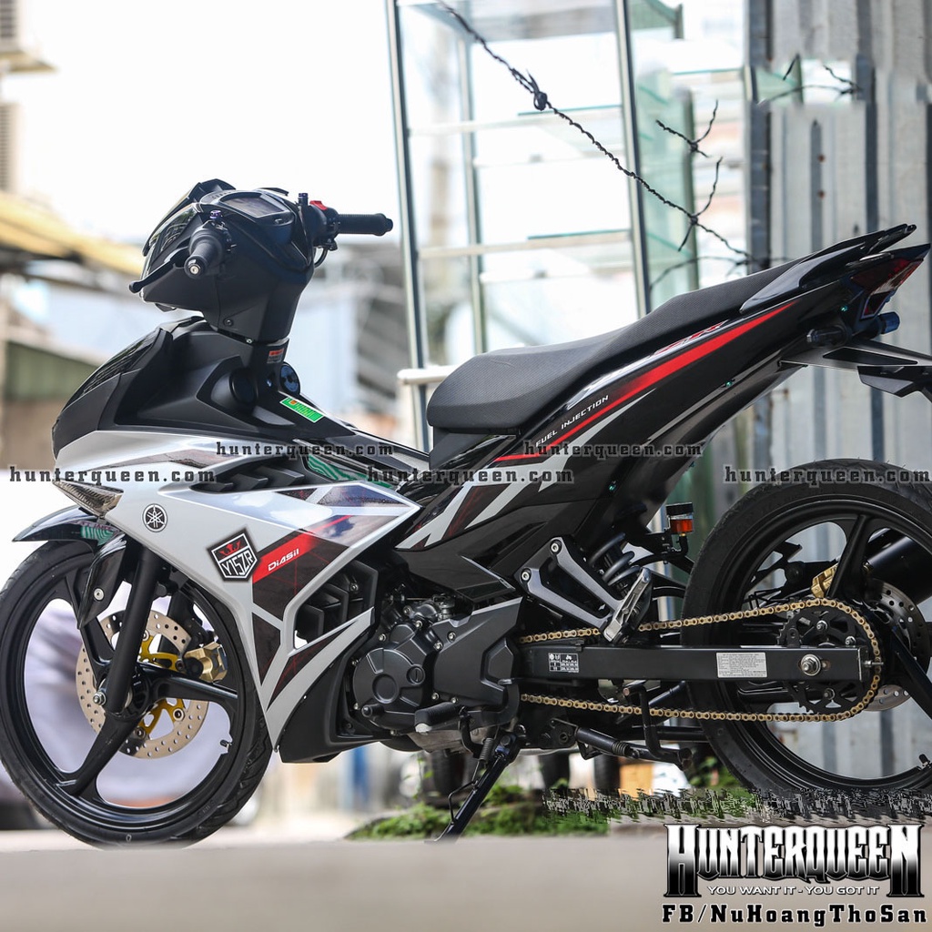 Tem rời in UV cao cấp, dán xe Exciter 150 đen bạc. Mẫu Y15ZR mới nhất, đỉnh cao tem chế. Không bay màu, tặng logo