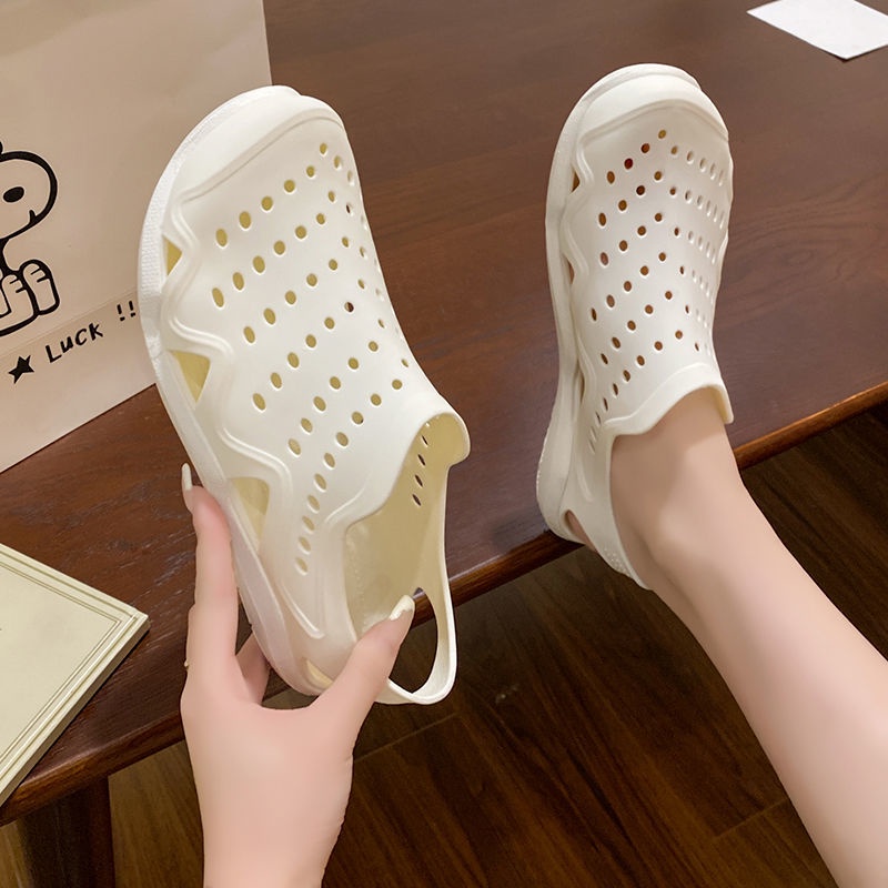 Đôi giày đơn giản ngoài cửa Giày phụ nữ