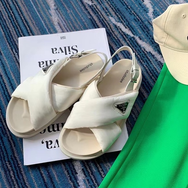 Giày xăng đan da thật hở ngón đế dày phong cách thời trang mùa hè dành cho nữ 2022