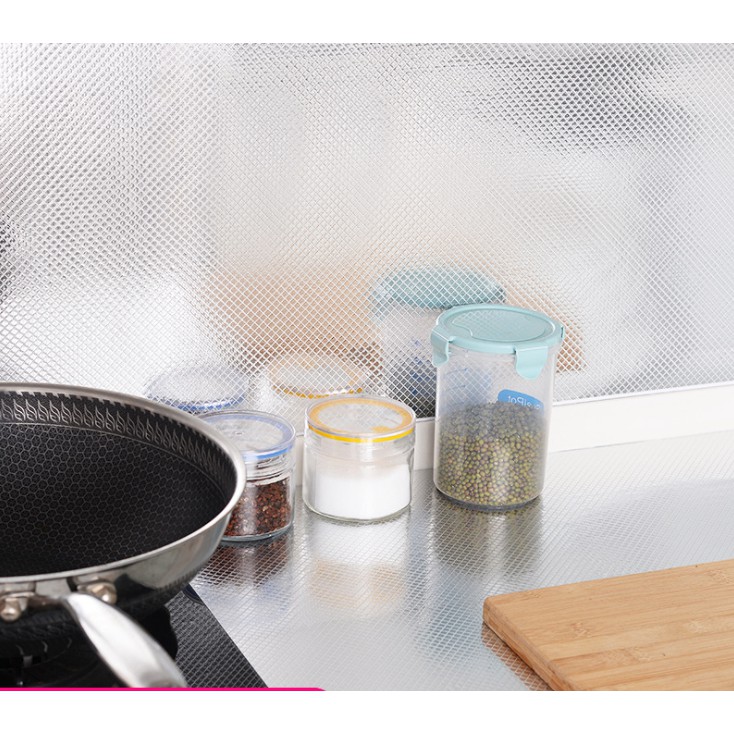 1 mét decal giấy dán bếp tráng nhôm ô chéo bạc khổ 60cm keo sẵn bóc dán