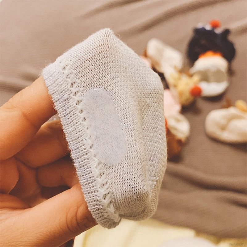 Vớ chống trượt kiểu dáng hoạt hình xinh xắn phong cách Hàn Quốc cho bé