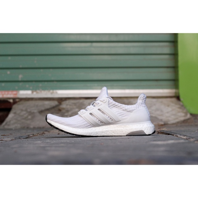 Giày ultra boost 4.0 white - có sẵn