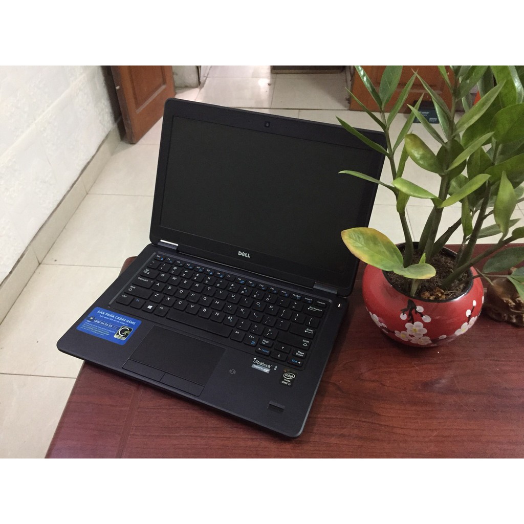 (Laptop Dell nhỏ gọn) Laptop Dell Latitude E7250 (Core i5-5300U, RAM 4GB, SSD 120GB, VGA Intel HD Graphics 5500, 12.5 in