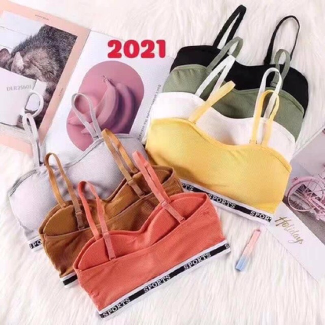 Áo yếm dây viền chữ cực hót. 2021
