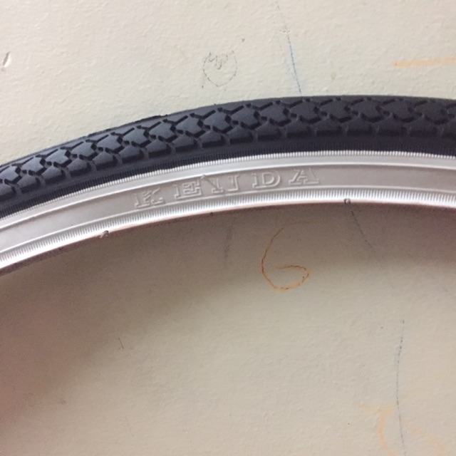 Lốp  xe đạp kenda 26x1.3/8