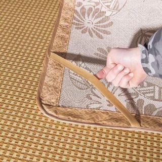 Chiếu mây điều hòa xuất Nhật tặng 2 vỏ gối (chiếu 1 mặt mây, 1 mặt lụa) nằm được cả 2 mặt