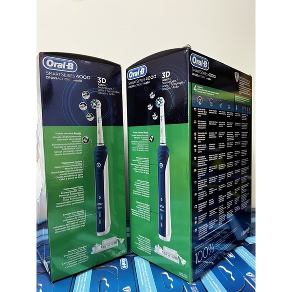 Bàn chải đánh răng điện Oral-B Smart 4000