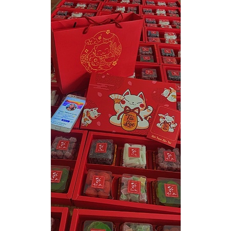 Hộp Quà Tết Mứt Mix 6 Vị Trang Trọng Biếu Lễ 2023