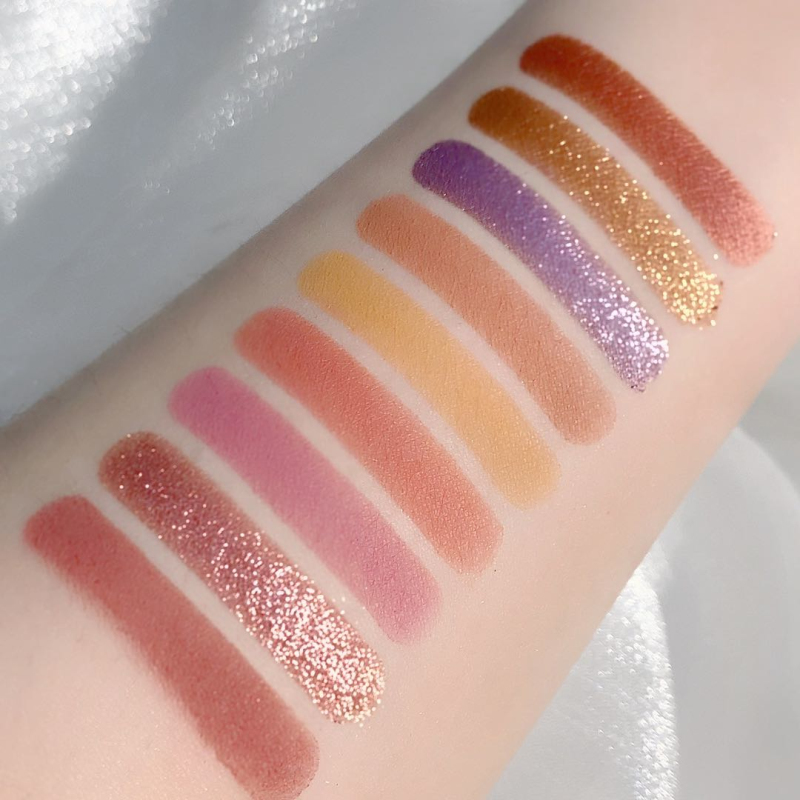 Bảng Phấn Mắt Danmoreluo style 18 Màu Lì Và Ánh Nhũ Ngọc Trai Tông Đất Siêu Lấp Lánh MKE | BigBuy360 - bigbuy360.vn