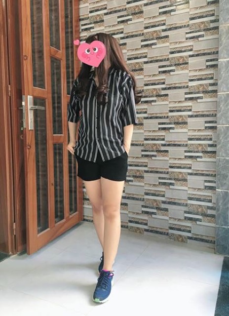Áo Sơ mi oversize đen 2 sọc trắng - tay ngắn