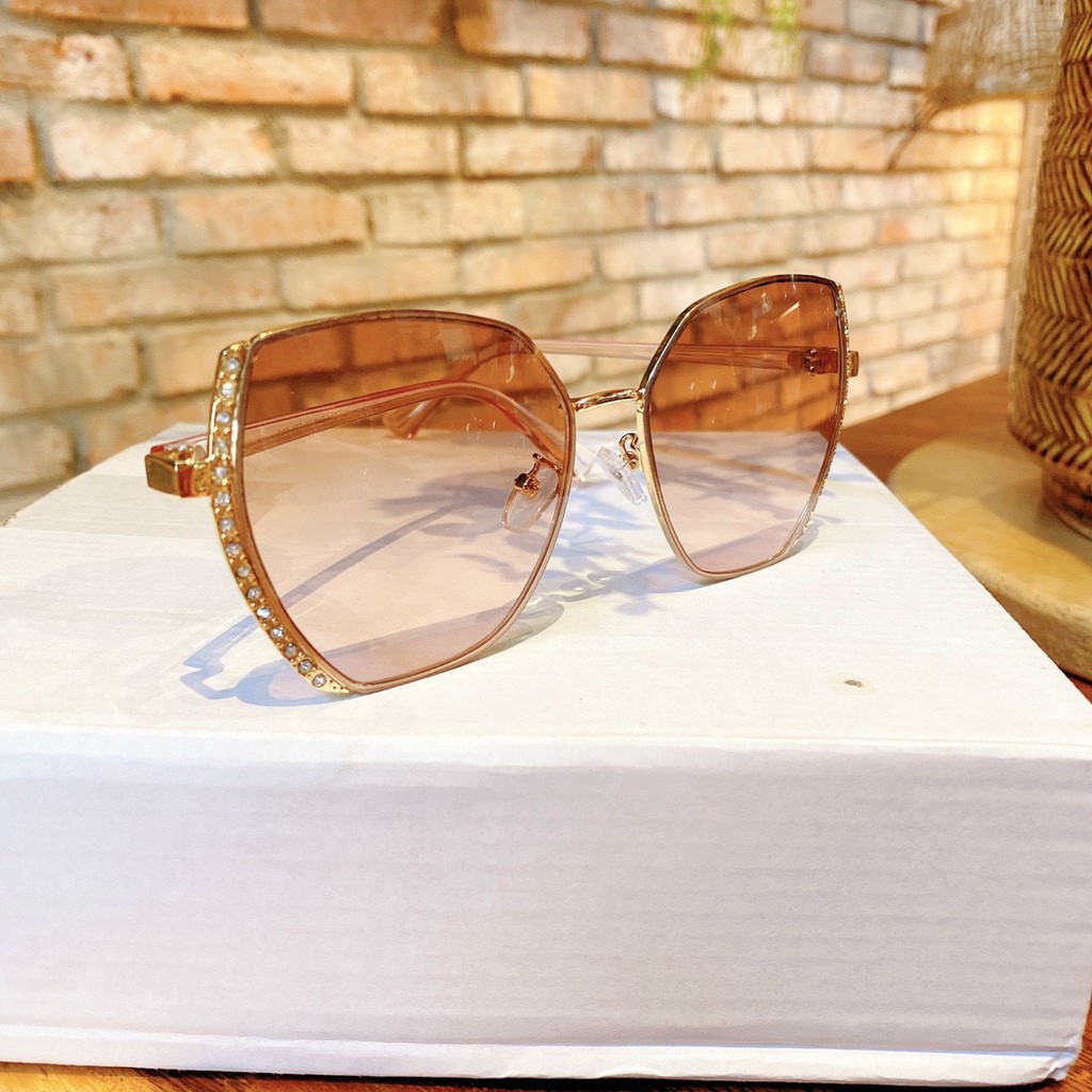 Kính Xi ốc Đính Đá Viên Sang Chảnh b650 | BigBuy360 - bigbuy360.vn