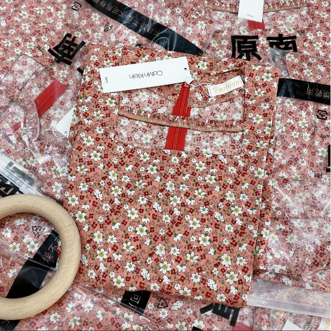 Váy hoa nhí đỏ dáng babydoll tay bồng xinh xắn | BigBuy360 - bigbuy360.vn