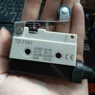 Công tắc hành trình TZ-7141 loại tốt