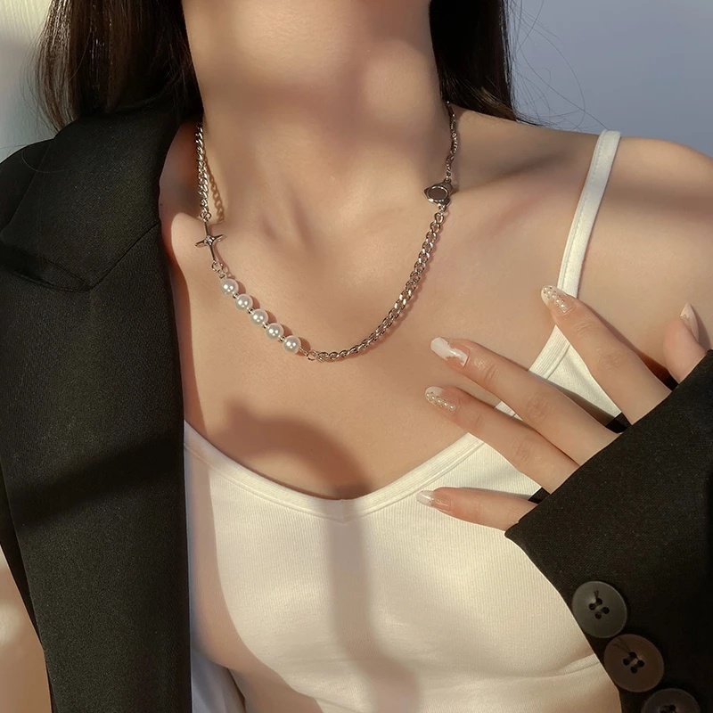 Vòng cổ màu bạc mặt chữ thập + trái tim đính ngọc trai nhân tạo thời trang cho nữ