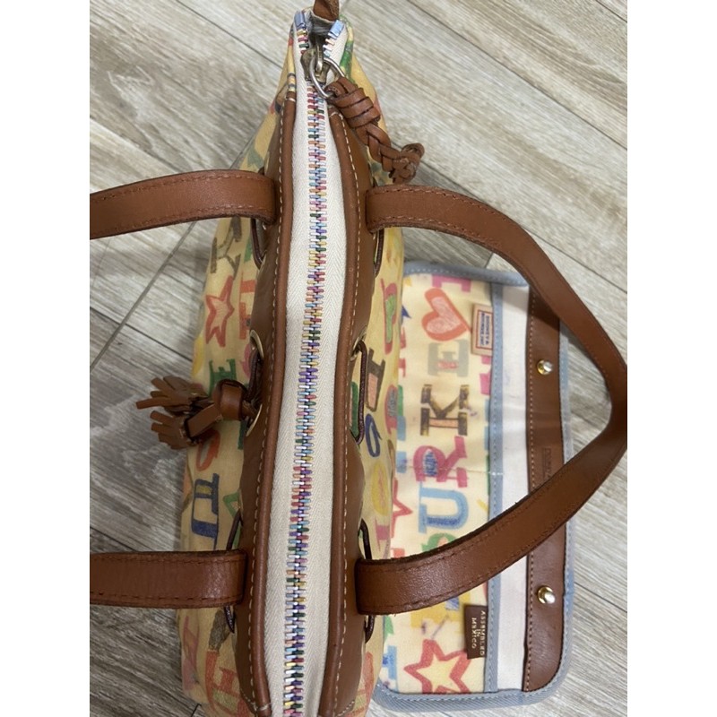 Túi si Dooney and Bourke