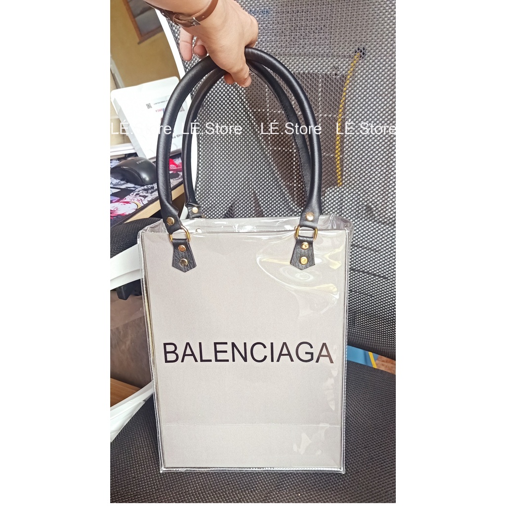 Túi giấy hãng custom size 32 Có Khóa Kéo