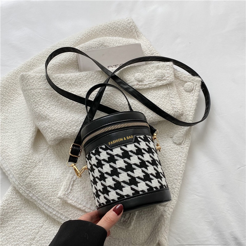 Túi Xách bucket Đeo Vai Sức Chứa Lớn Phong Cách Hàn Quốc Thời Trang Dành Cho Nữ 2022