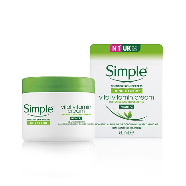 Kem dưỡng Simple Kind To Skin Vital Vitamin Day or Night Cream 50ml