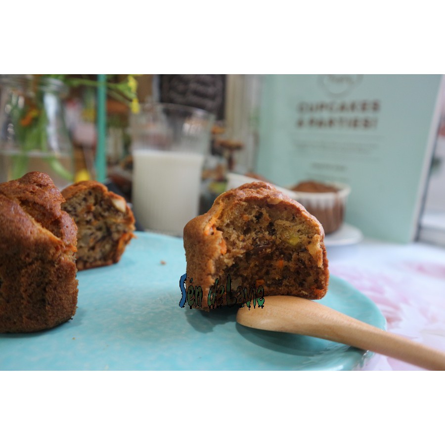 Bộ 2 combo bột trộn sẵn, nguyên liệu và vật dụng làm Bánh mì dinh dưỡng bột nguyên cám 5 loại hạt & Cupcake dinh dưỡng