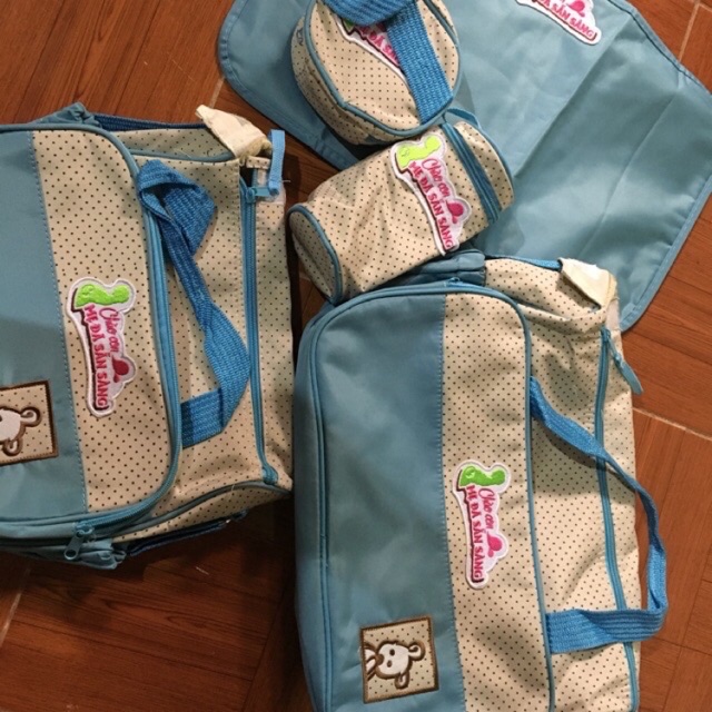 Set túi đi sinh cho mẹ