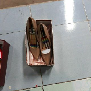 Sandal nữ full box