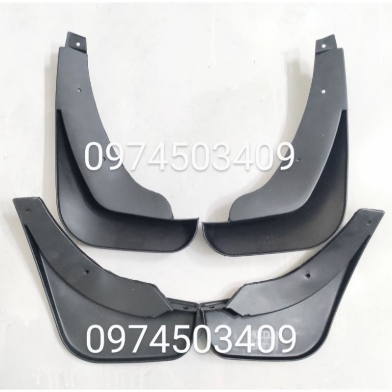 Chắn bùn Mazda 2 đời 2015 đến 2018