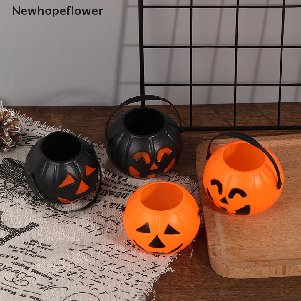 Xô nhựa hình bí ngô trang trí Halloween