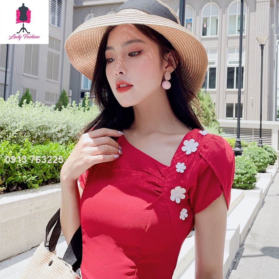 ĐẦM XÒE ĐỎ CỔ CÁCH ĐIỆU KẾT HOA TRẮNG LẠ MẮT - KL003